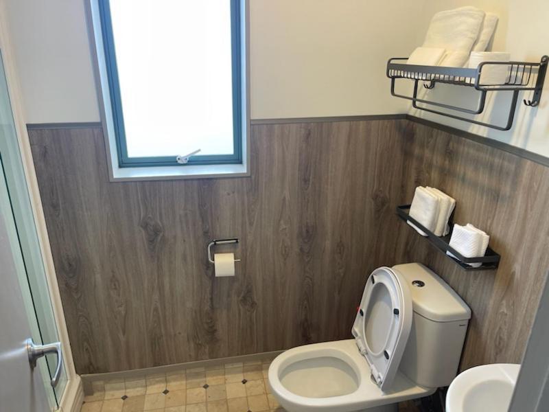 Conway Motel Manukau Окленд Екстер'єр фото