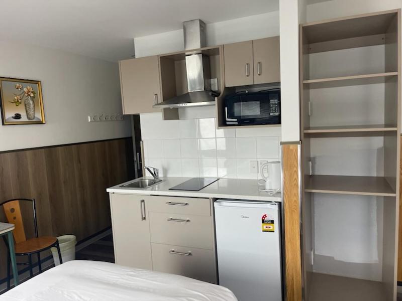 Conway Motel Manukau Окленд Екстер'єр фото